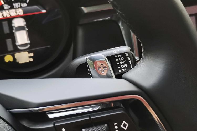 Used Porsche Macan 2022 Macan 2.0T Interior 2