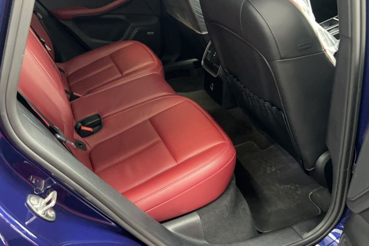 Used Porsche Macan 2022 Macan 2.0T Interior 2