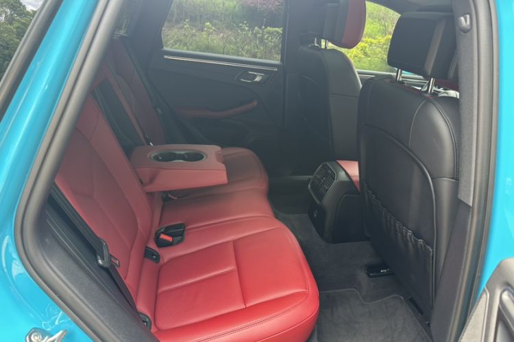 Used Porsche Macan 2022 Macan 2.0T Interior 7