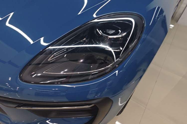 Used Porsche Macan 2022 Macan 2.0T Left Front Headlight