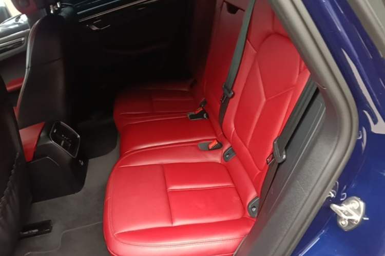 Used Porsche Macan 2022 Macan S 2.9T Left Rear Seat