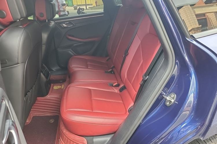 Used Porsche Macan 2022 Macan 2.0T Left Rear Seat