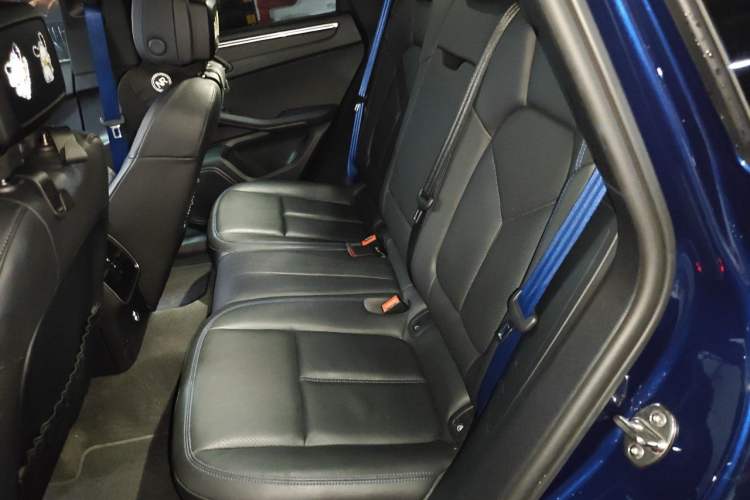 Used Porsche Macan 2022 Macan 2.0T Left Rear Seat