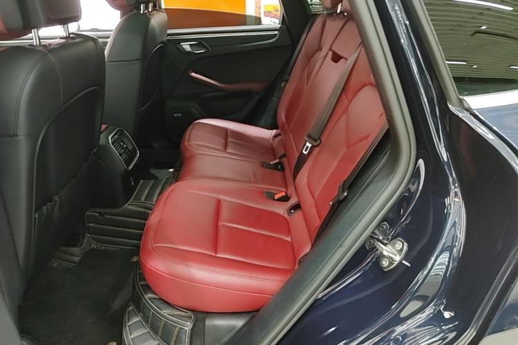 Used Porsche Macan 2022 Macan 2.0T Left Rear Seat