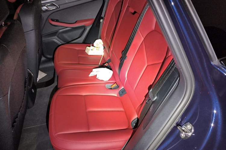 Used Porsche Macan 2022 Macan 2.0T Left Rear Seat