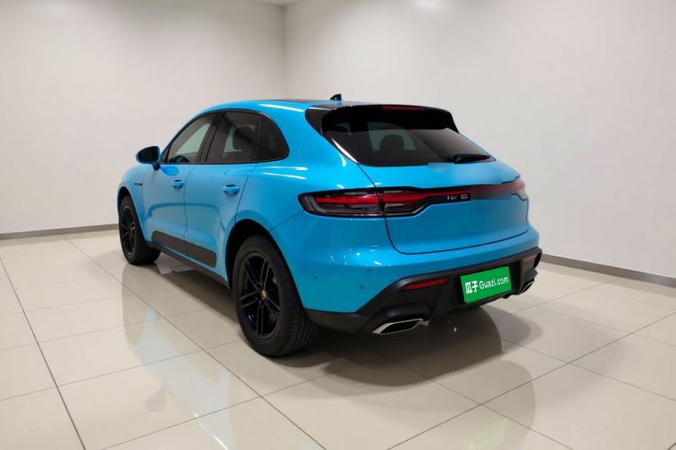 Used Porsche Macan 2022 Macan 2.0T Rear Left 45 Deg