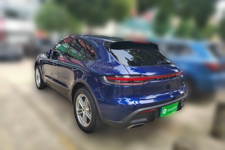 Used Porsche Macan 2022 Macan 2.0T Rear Left 45 Deg