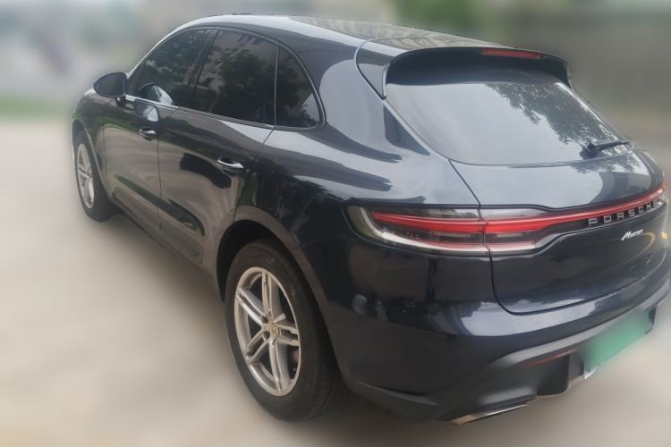Used Porsche Macan 2022 Macan 2.0T Rear Left 45 Deg
