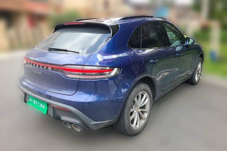 Used Porsche Macan 2022 Macan 2.0T Rear Right 45 Deg