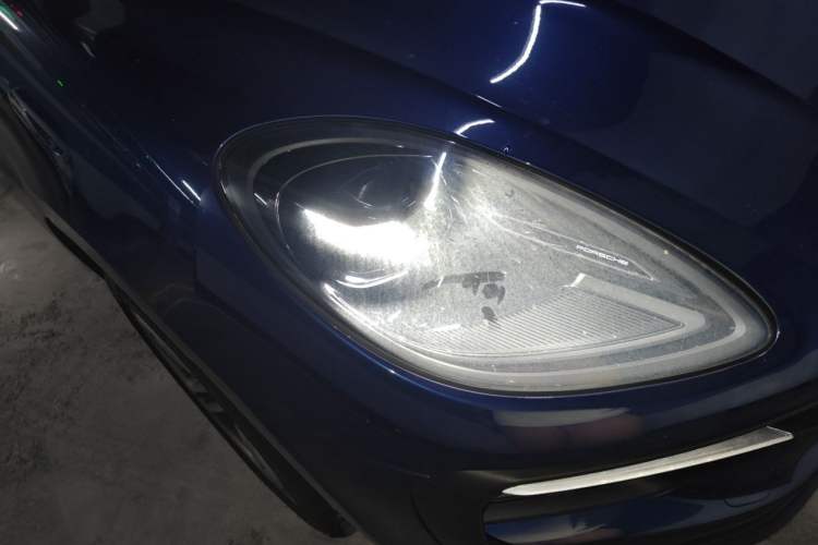 Used Porsche Macan 2022 Macan 2.0T Right Front Headlight