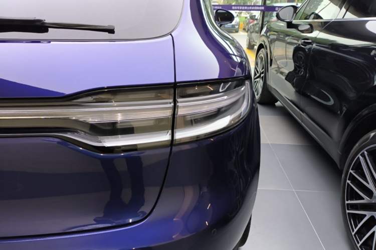Used Porsche Macan 2022 Macan S 2.9T Right Rear Taillight