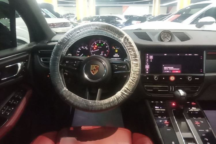 Used Porsche Macan 2022 Macan 2.0T Steering Wheel