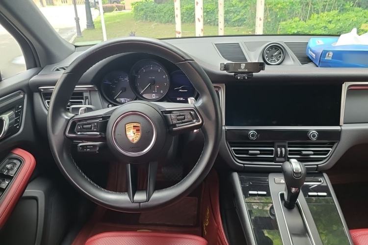 Used Porsche Macan 2022 Macan 2.0T Steering Wheel