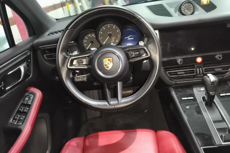 Used Porsche Macan 2022 Macan 2.0T Steering Wheel
