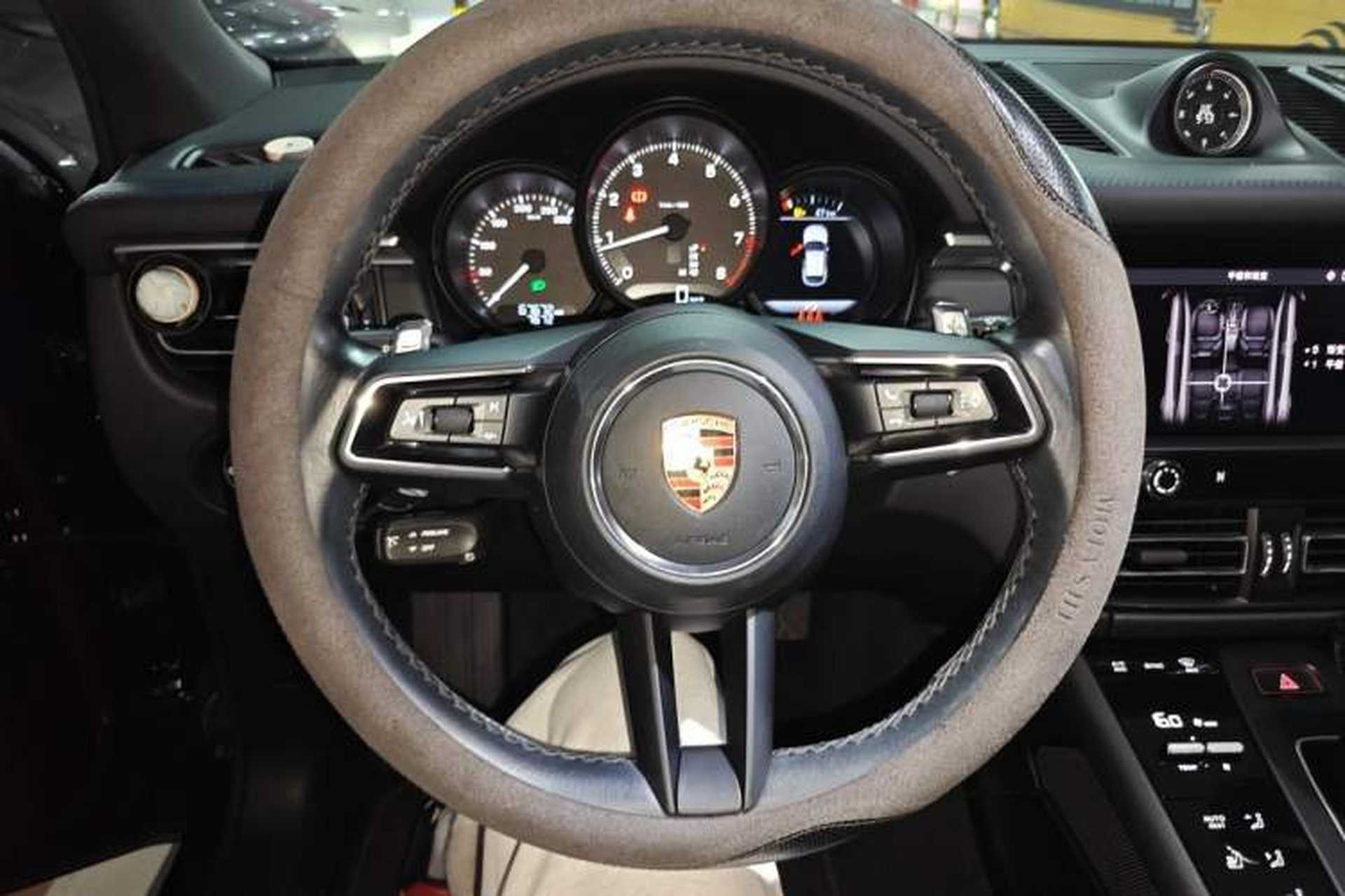 Used Porsche Macan 2022 Macan 2.0T Steering Wheel