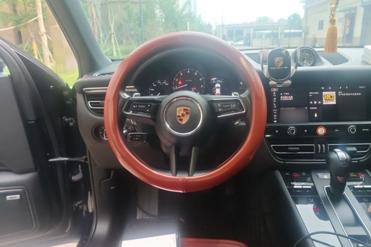 Used Porsche Macan 2022 Macan 2.0T Steering Wheel