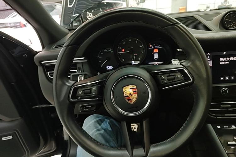 Used Porsche Macan 2022 Macan 2.0T Steering Wheel