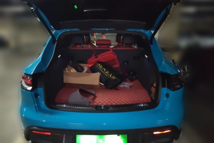 Used Porsche Macan 2022 Macan 2.0T Trunk