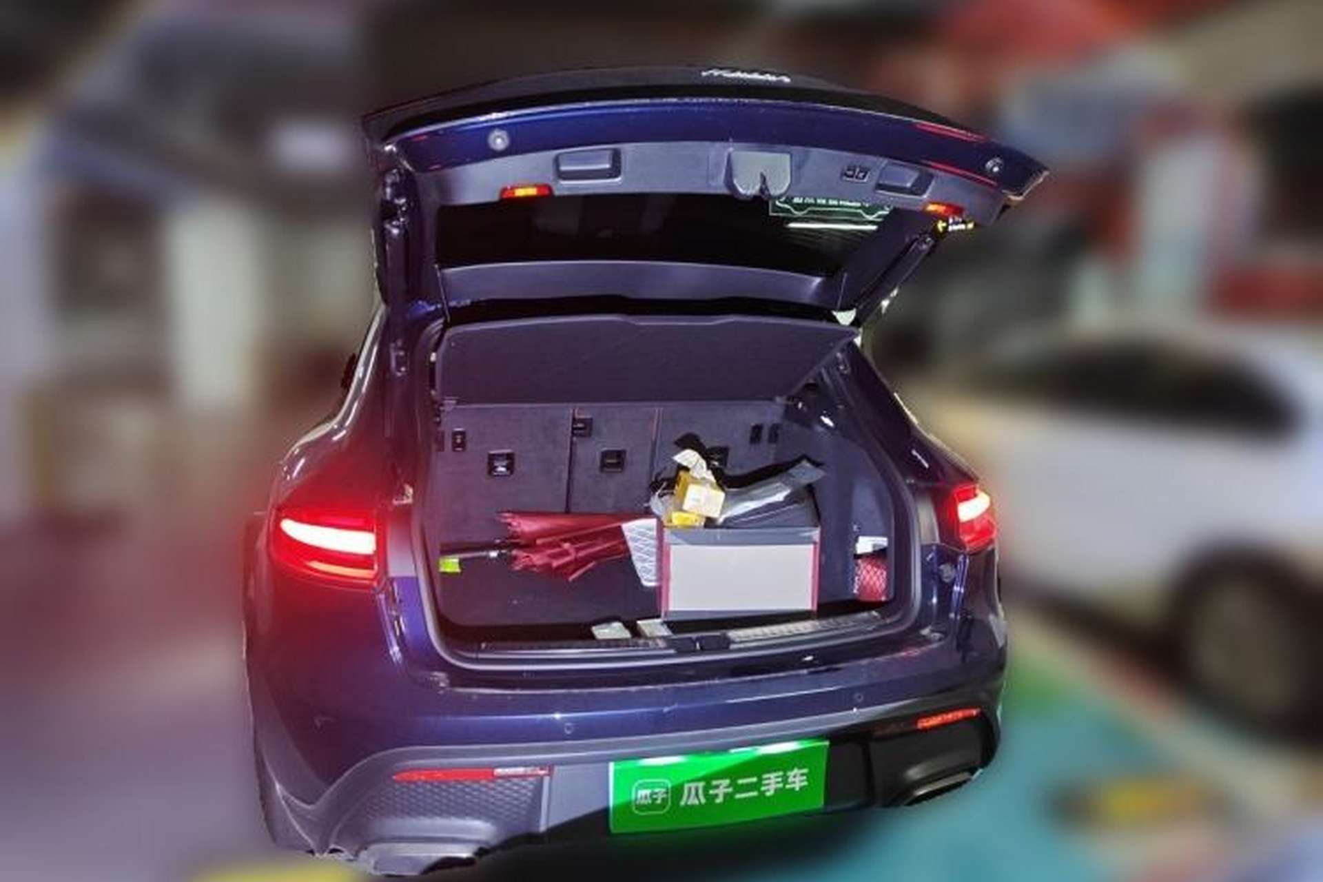 Used Porsche Macan 2022 Macan T 2.0T Trunk