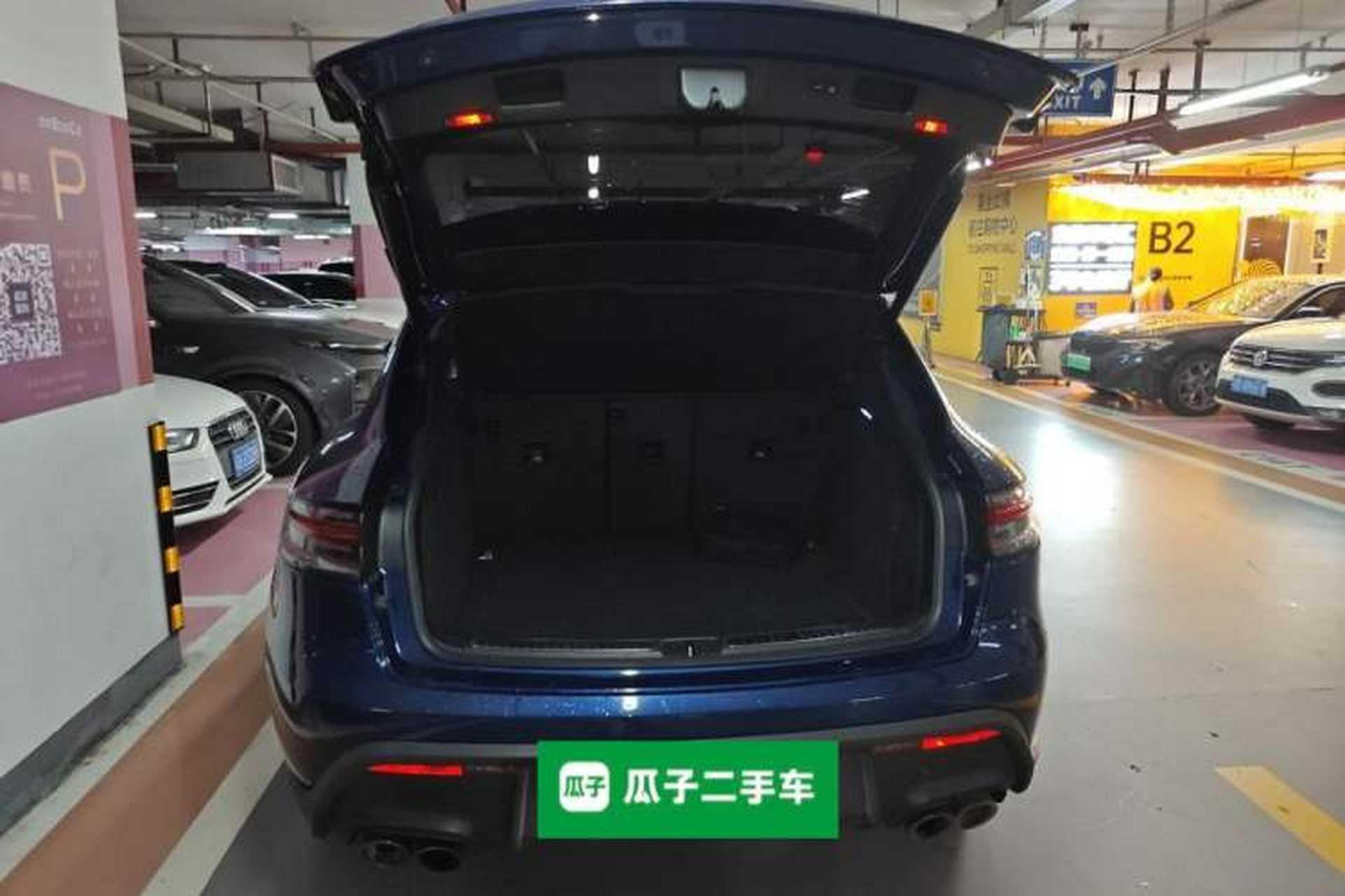 Used Porsche Macan 2022 Macan 2.0T Trunk