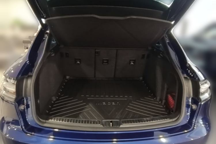 Used Porsche Macan 2022 Macan 2.0T Trunk