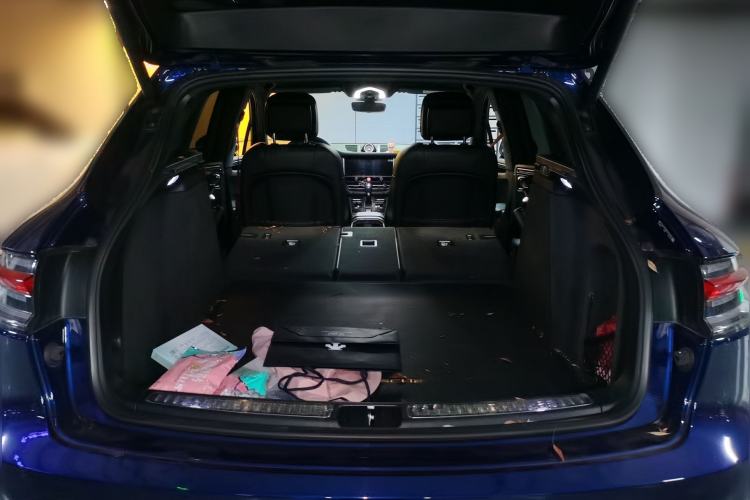 Used Porsche Macan 2022 Macan 2.0T Trunk