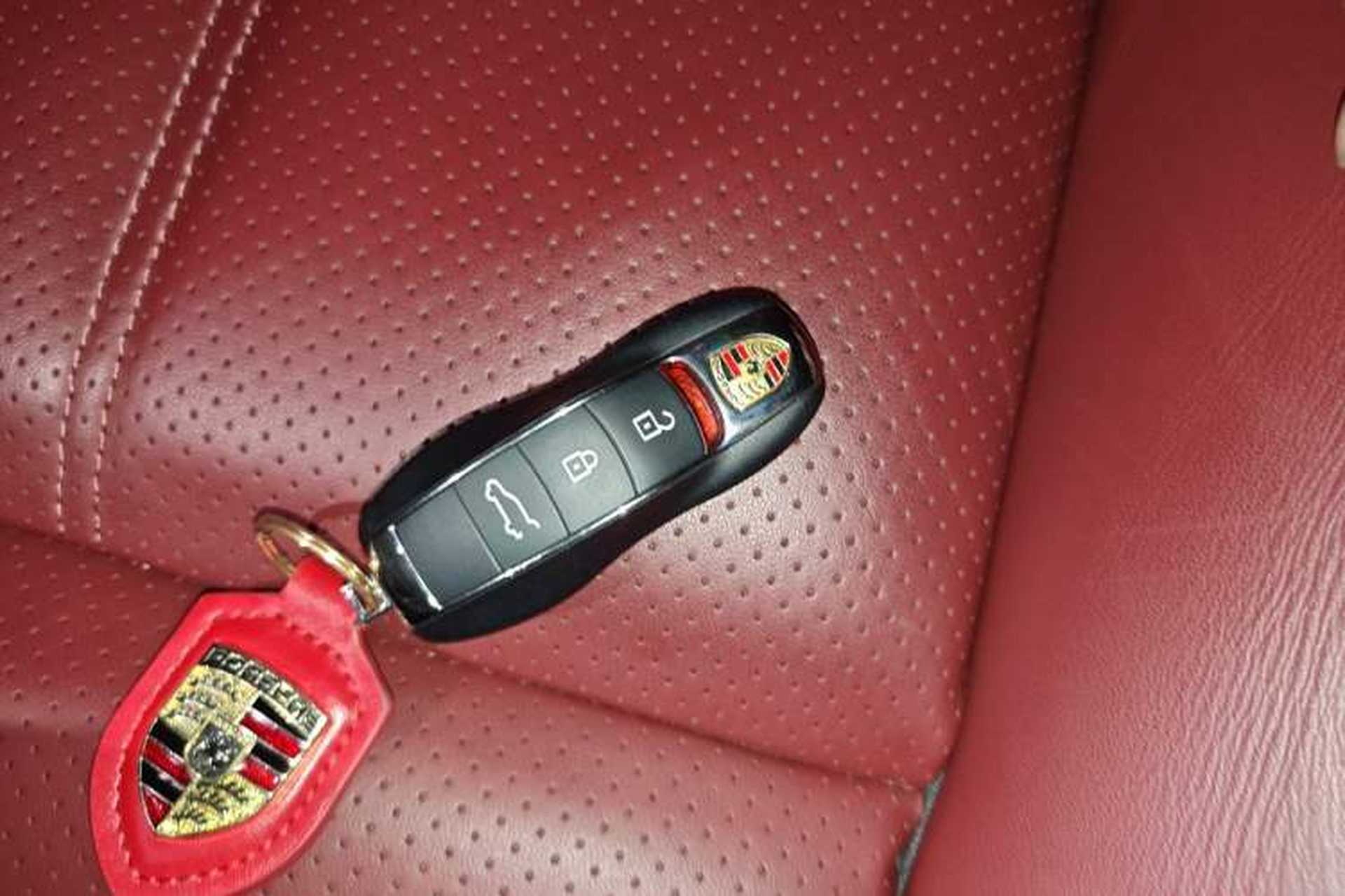 Used Porsche Macan 2022 Macan T 2.0T Vehicle Key