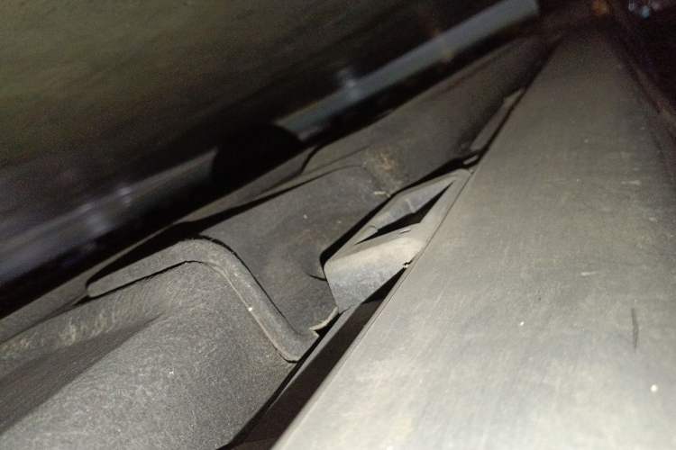 Used Porsche Macan 2022 Macan 2.0T Chassis Rear Left