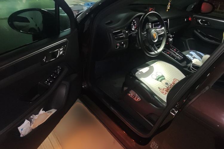 Used Porsche Macan 2022 Macan 2.0T Driver Seat