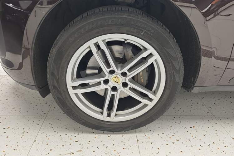 Used Porsche Macan 2022 Macan 2.0T Exterior 4