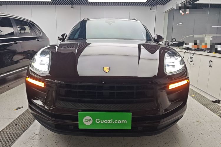 Used Porsche Macan 2022 Macan 2.0T Front