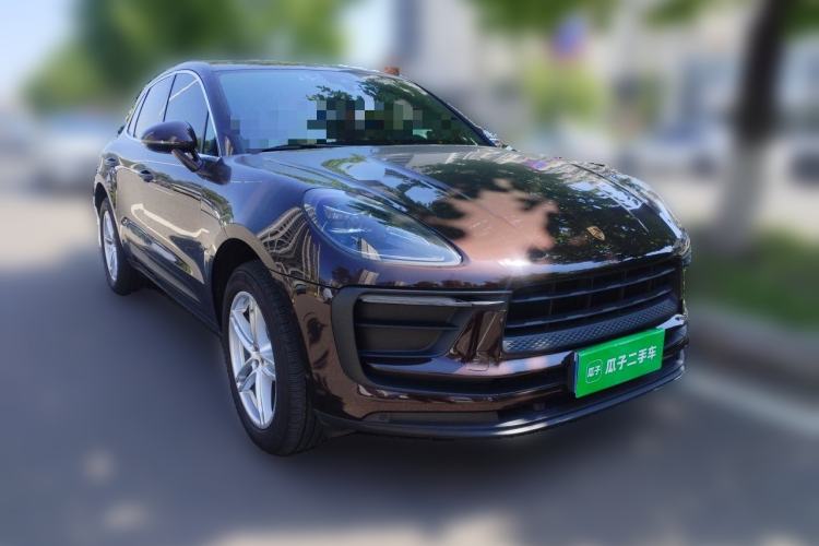 Used Porsche Macan 2022 Macan 2.0T Front Right 45 Deg