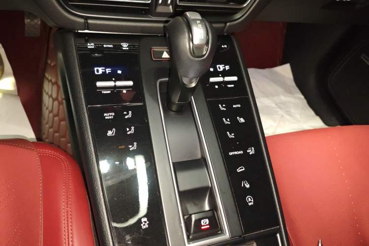 Used Porsche Macan 2022 Macan 2.0T Gear Lever