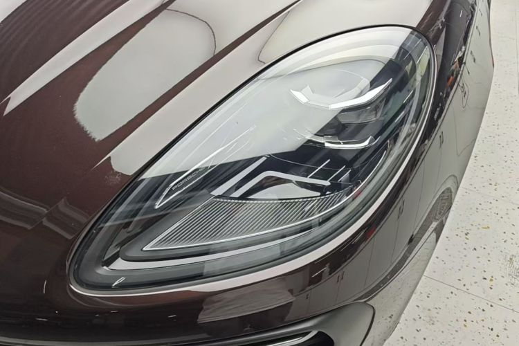 Used Porsche Macan 2022 Macan 2.0T Left Front Headlight