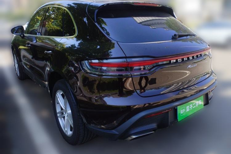 Used Porsche Macan 2022 Macan 2.0T Rear Left 45 Deg