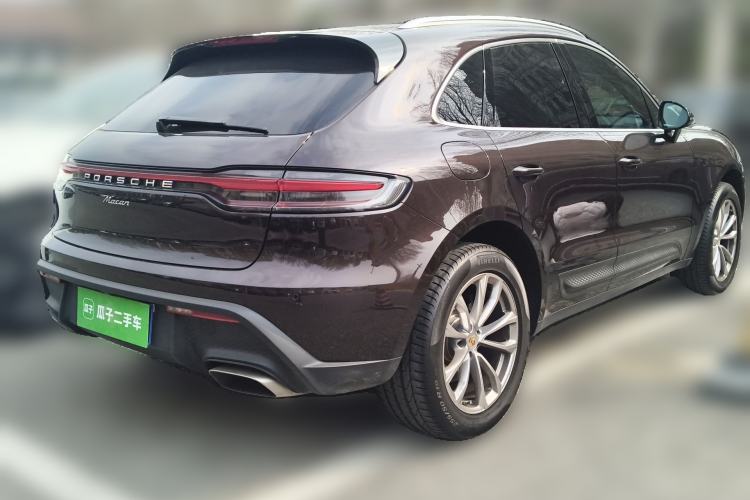 Used Porsche Macan 2022 Macan 2.0T Rear Right 45 Deg
