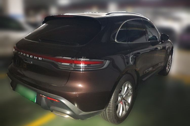 Used Porsche Macan 2022 Macan 2.0T Rear Right 45 Deg