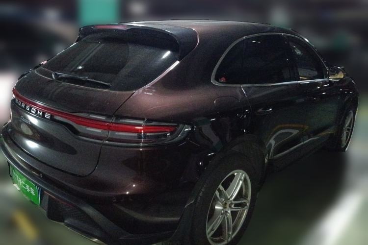 Used Porsche Macan 2022 Macan 2.0T Rear Right 45 Deg