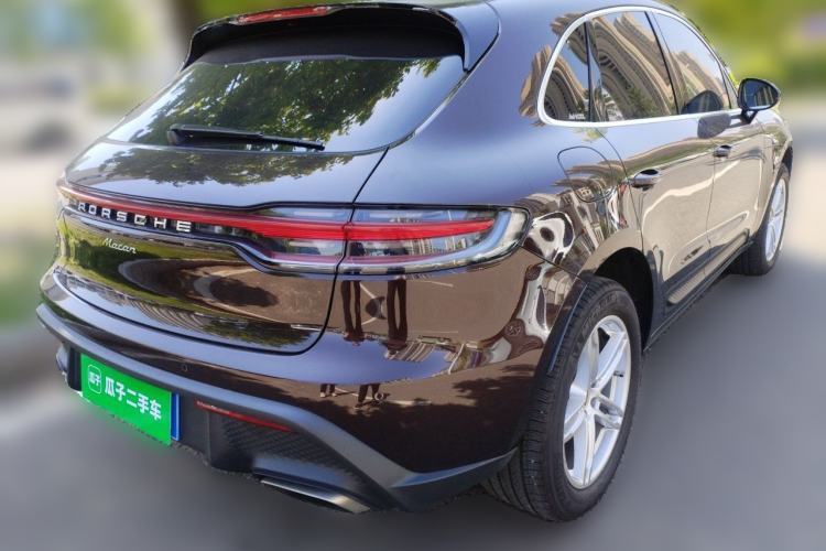 Used Porsche Macan 2022 Macan 2.0T Rear Right 45 Deg