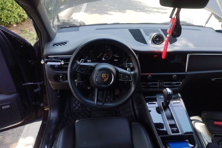 Used Porsche Macan 2022 Macan 2.0T Steering Wheel