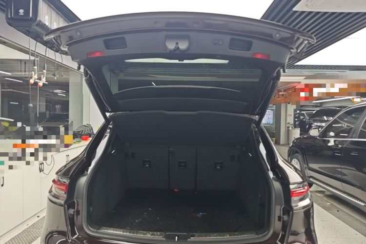 Used Porsche Macan 2022 Macan 2.0T Trunk