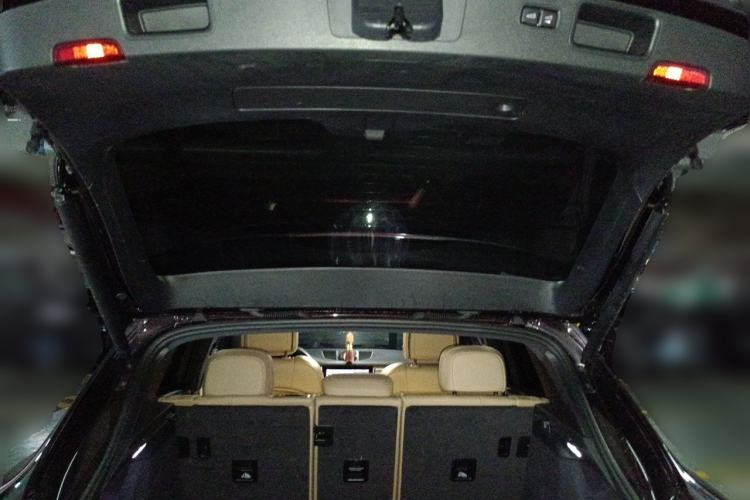 Used Porsche Macan 2022 Macan 2.0T Trunk
