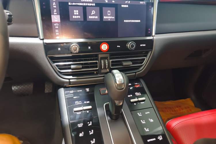 Used Porsche Macan 2022 Macan 2.0T Audio And AC Panel