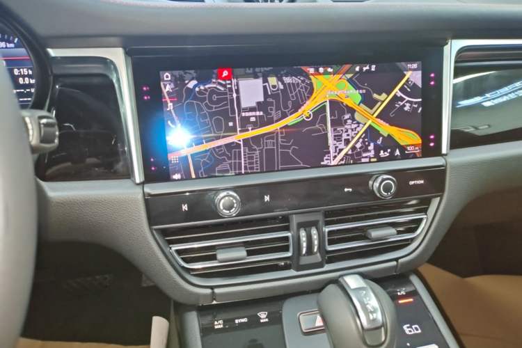 Used Porsche Macan 2022 Macan S 2.9T Audio And AC Panel