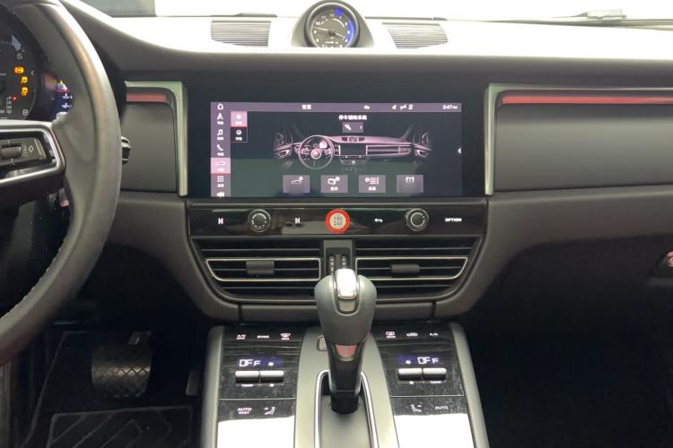 Used Porsche Macan 2022 Macan 2.0T Audio And AC Panel