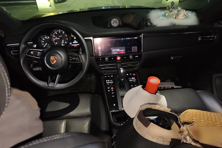 Used Porsche Macan 2022 Macan 2.0T Center Console