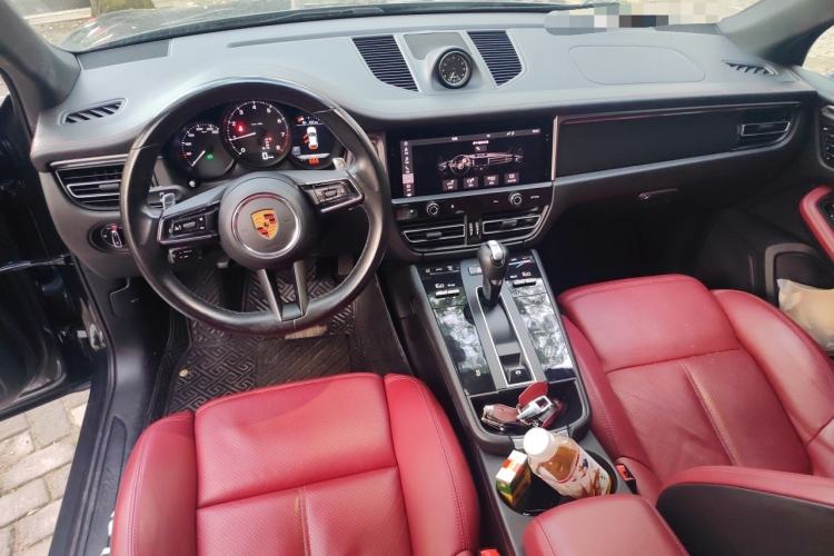 Used Porsche Macan 2022 Macan 2.0T Center Console
