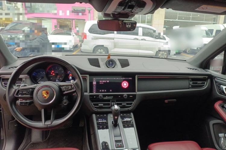 Used Porsche Macan 2022 Macan 2.0T Center Console