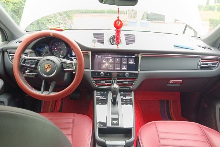 Used Porsche Macan 2022 Macan 2.0T Center Console