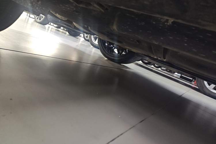 Used Porsche Macan 2022 Macan 2.0T Chassis Rear Right